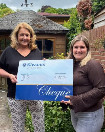 JHB ontvangt bijdrage van Kiwanis club Venlo Fides